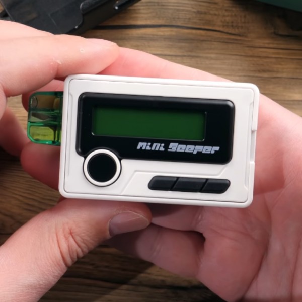 WIZVAPOR MINI BEEPER POD KIT WITH 1.7” OLED Screen